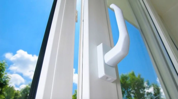 Hvor å erstatte Yakisni og stilige vinduer i Dnipro?